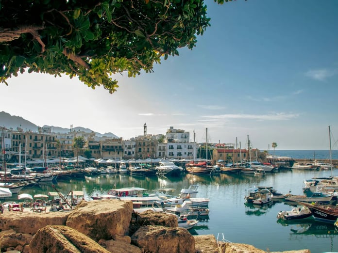 İran savaşı Güney Kıbrıs Rum Yönetimi'nde turizm sektörüne darbe vurdu