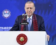 Cumhurbaşkanı Erdoğan'dan Trabzon'a deniz üzerine üçüncü havalimanı müjdesi 