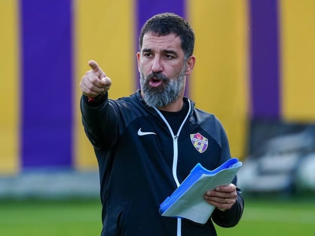 Eyüpspor'dan Avrupa'ya transfer: Arda Turan, Shakhtar Donetsk ile sözleşme imzaladı