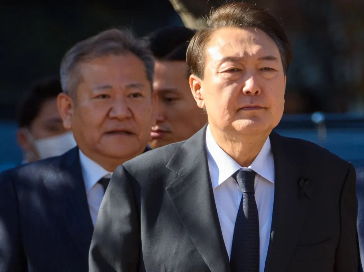 Yoon Suk Yeol (önde) ve Lee Sang-min (arkada) - Bloomberg