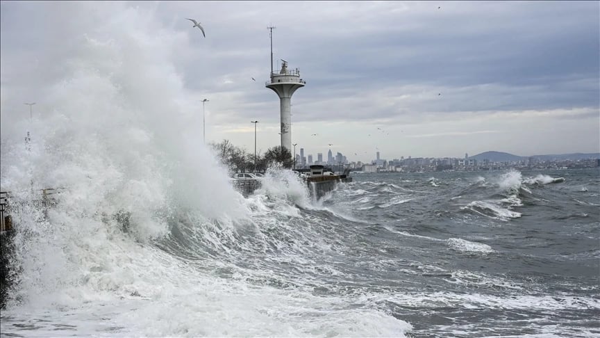 Meteoroloji'den o iller için peş peşe uyarı: Sağanak ve fırtına geliyor! 
