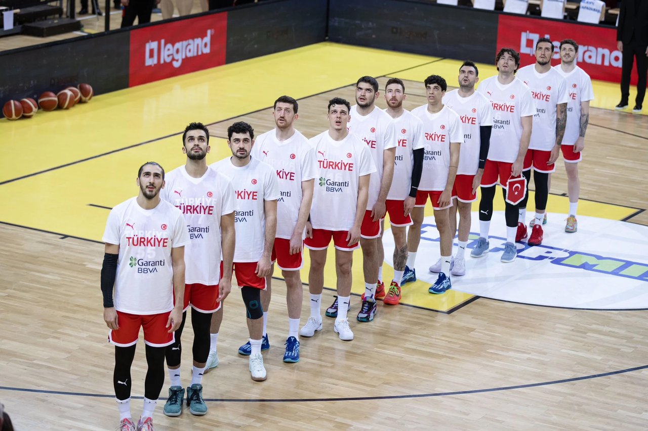 Ataman'dan EuroBasket 2025 kadrosu: Milliler kampa giriyor