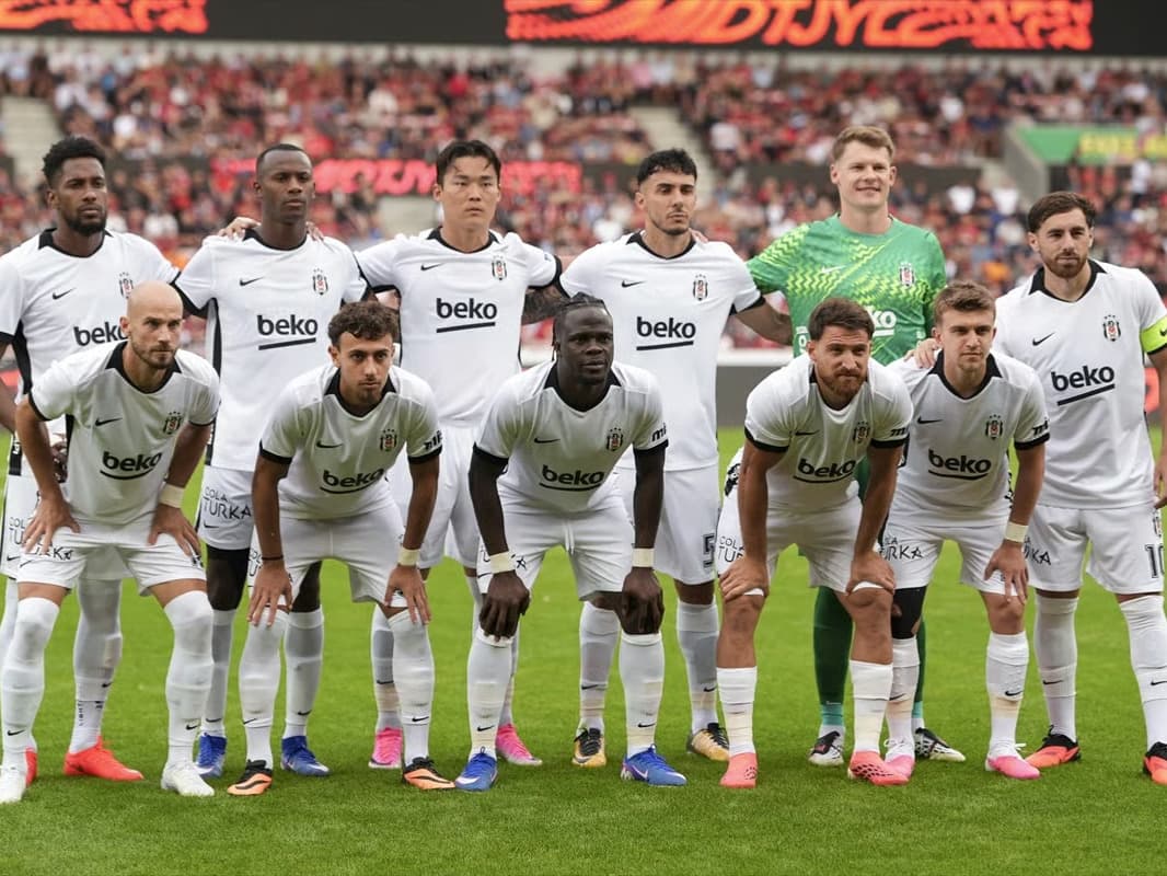 Beşiktaş Hradec Kralove deplasmanında