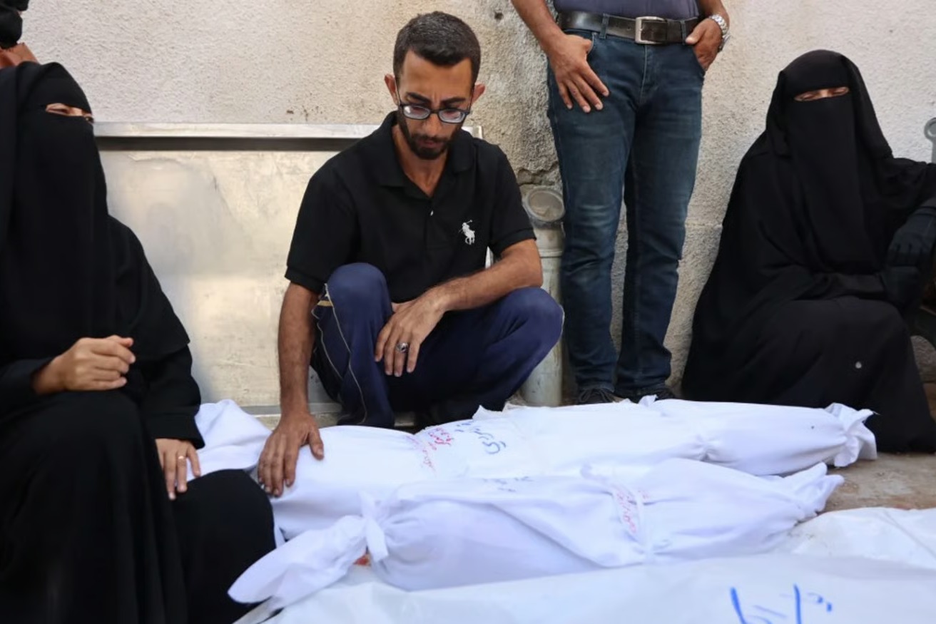 Eight Civilians Shot Dead While Seeking Aid Near Rafah