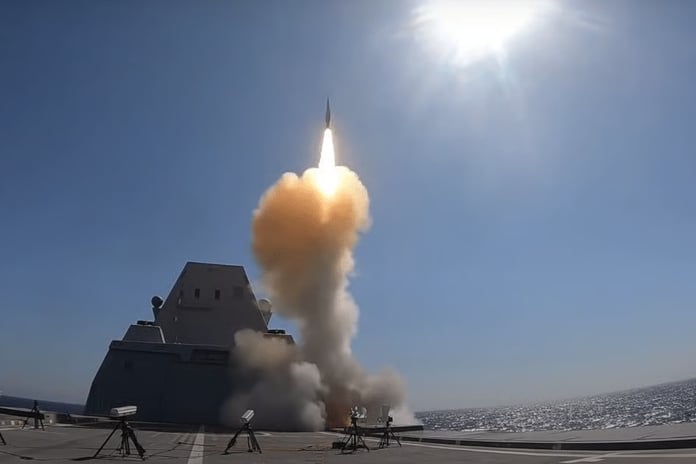 Raytheon, 258 milyon dolarlık SM-2 füze sözleşmesini kazandı