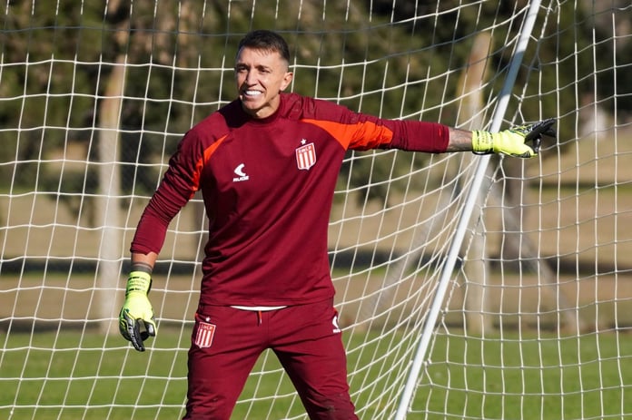 Arjantin futbolunda gündem Muslera : Sisli finalde tartışma konusu oldu