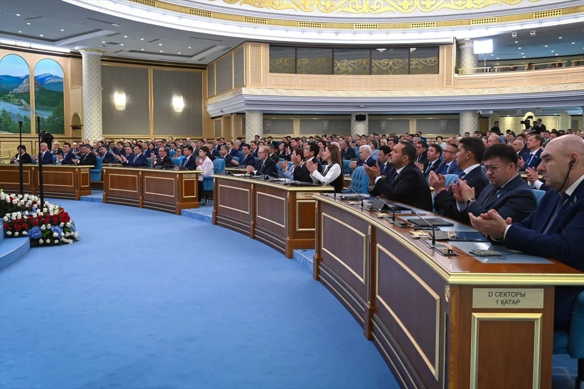 Kazakistan’da çift meclisli parlamento sistemi sona erdi