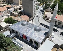 Depremde hasar gören tarihi Çalık Camisi yeniden ibadete açıldı