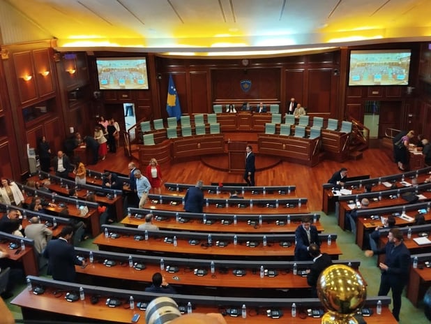  Kosova'da yeni hükümetin seçilememesi üzerine erken seçim tartışmaları başladı