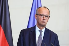 Almanya ABD’nin Rus petrolü kararını eleştirdi