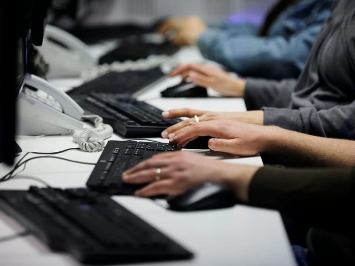 100 bin kişilik dijital ordu: İsrail’den sosyal medya itirafı