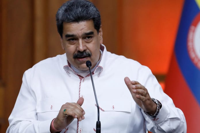 Maduro'dan Venezuelalılara çağrı: "ABD'nin tehditlerine karşı birleşin"