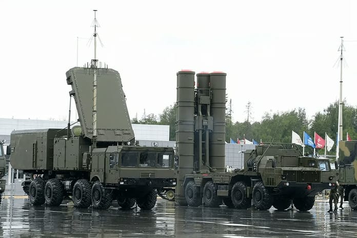 Rusya, S-400 ve S-350 hava savunma sistemlerinin üretimini artırıyor