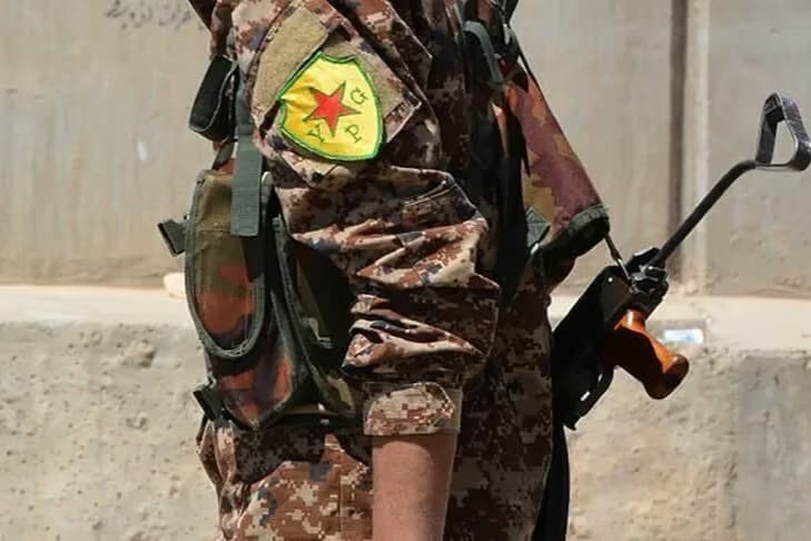 Terör örgütü YPG varlığını sonlandırmaya hazırlanıyor