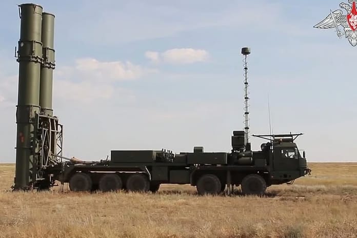 Rusya, S-500 hava ve füze savunma sistemini ilk kez muharebe görevine aldı