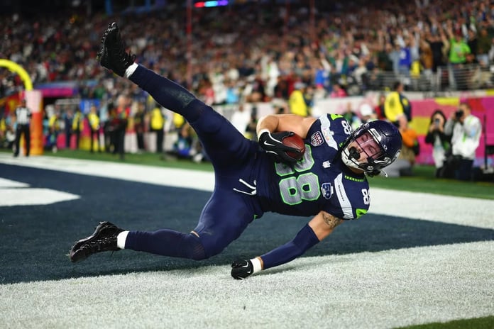 Hücum kilidini AJ Barner açtı