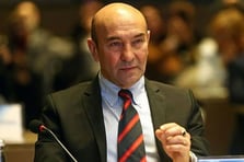 Eski İzmir Belediye Başkanı Tunç Soyer tutuklandı