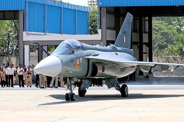 Hindistan, 97 Tejas Mk1A savaş uçağı için 7 milyar dolarlık anlaşma imzaladı