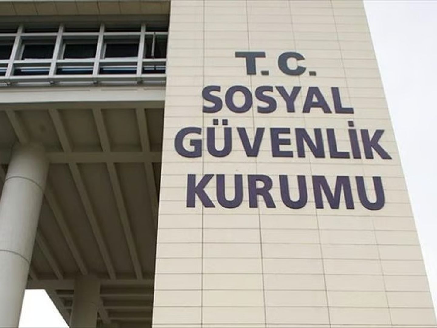 Milyonlarca esnafa müjde: 7200 gün primle erken emeklilik yolda!