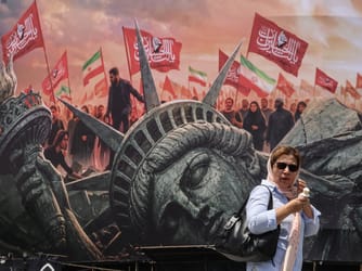 Iran Threatens Gulf Infrastructure If Trump Resumes Strikes