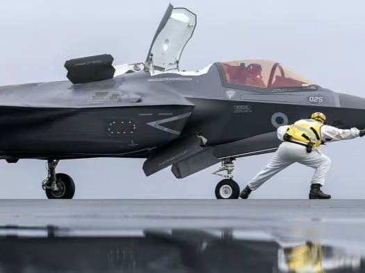 UK F-35 Fleet Faces Delays, Staffing Shortages