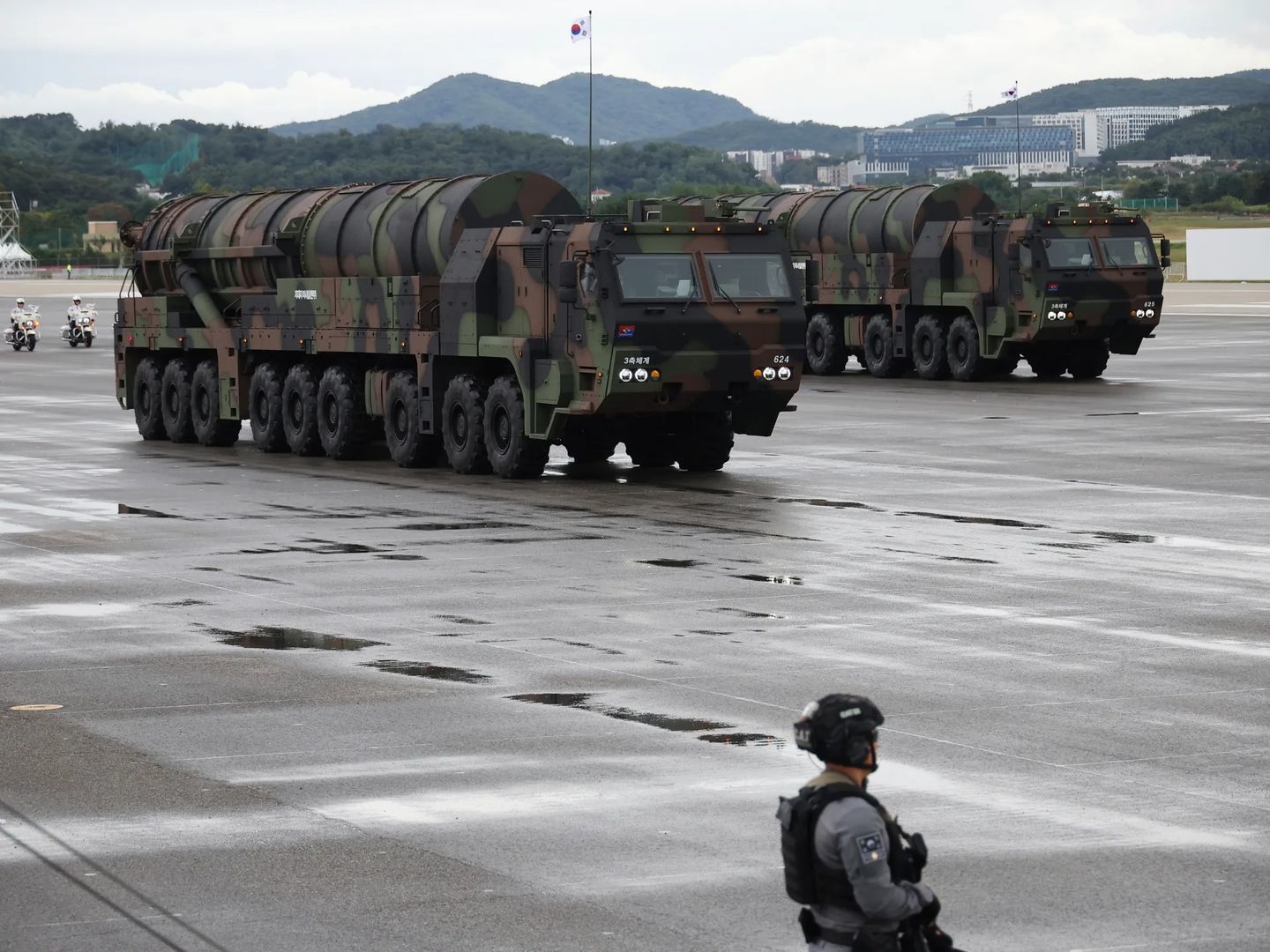 Güney Kore, Hyunmoo-5 canavar füzeyi cephe birliklerine konuşlandırdı