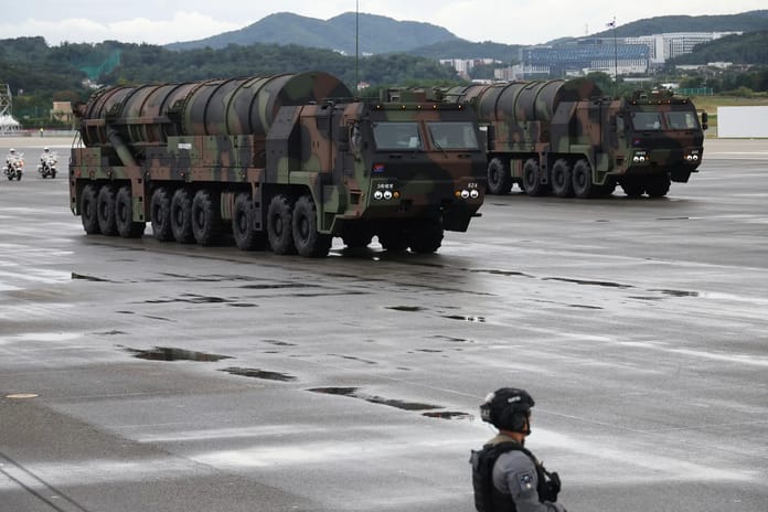 Güney Kore, Hyunmoo-5 canavar füzeyi cephe birliklerine konuşlandırdı