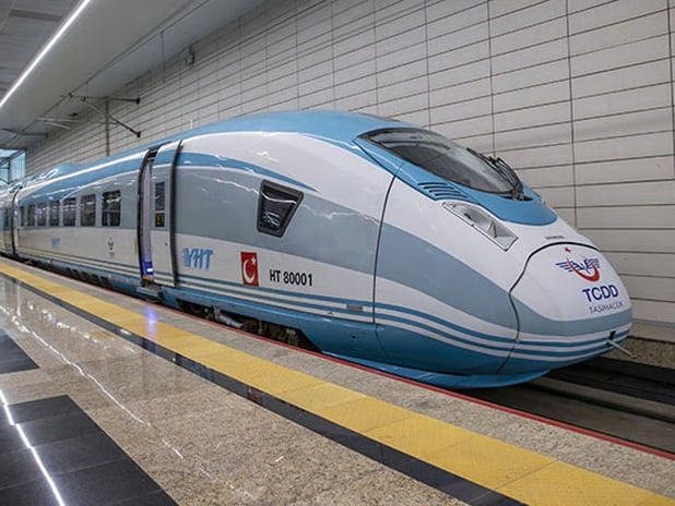 Seyahat süresi 3,5 saate inecek: Ankara-İzmir YHT'de son durum