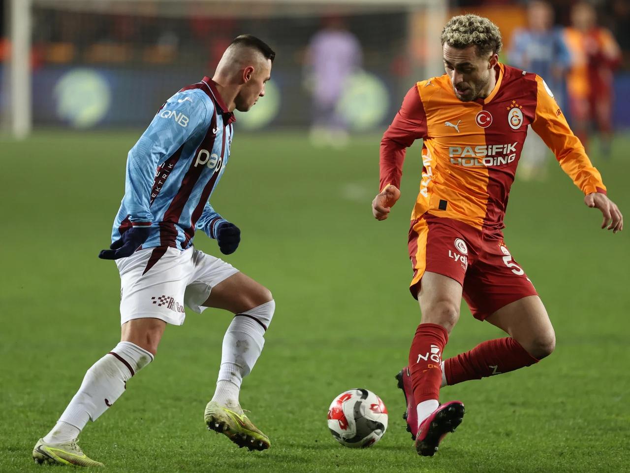 Lider Galatasaray, Trabzonspor deplasmanında