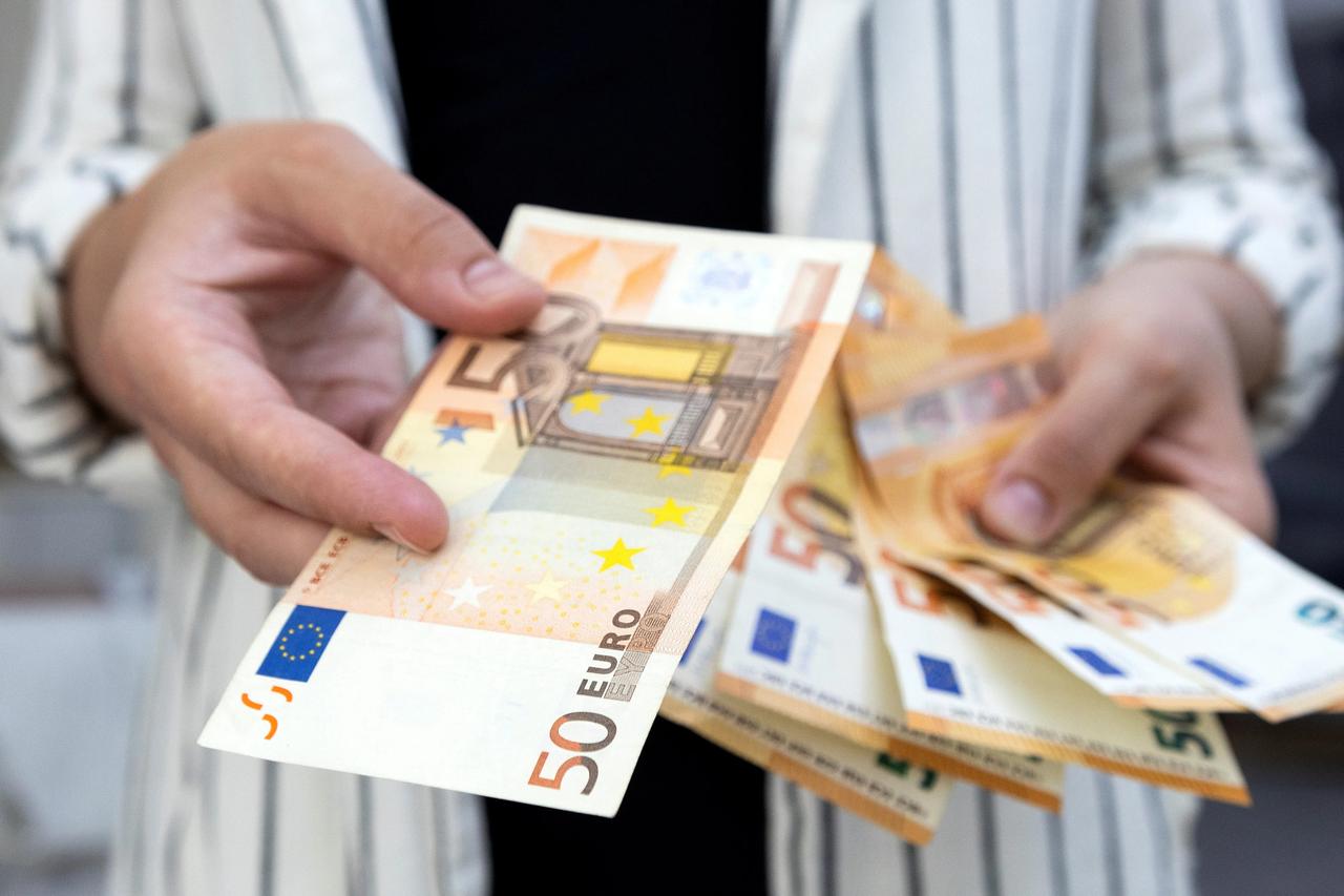 Bulgaristan Euro kullanmaya başladı