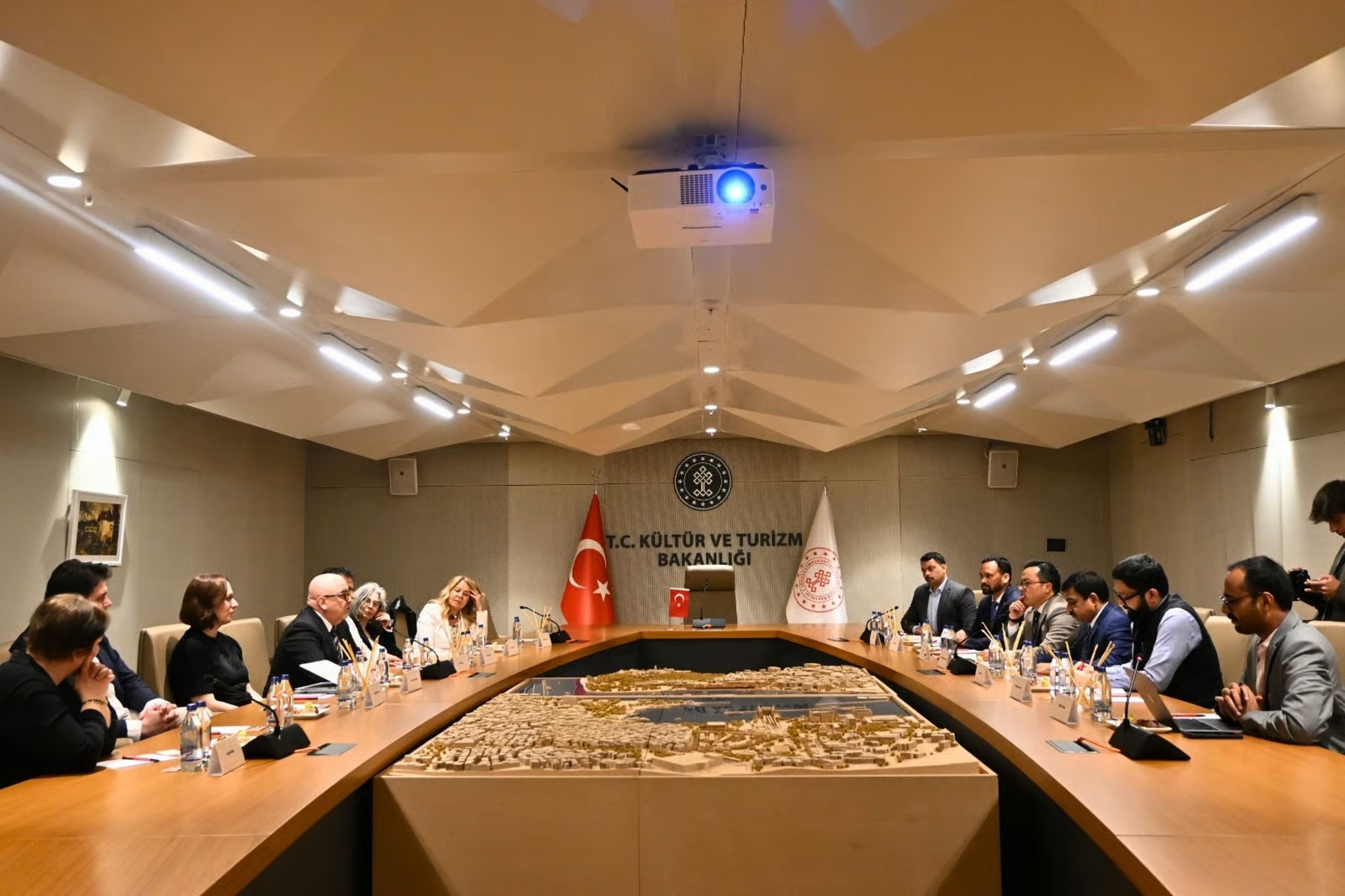 Türkiye ve Hindistan arasında sinema işbirliği için yeni yol haritası