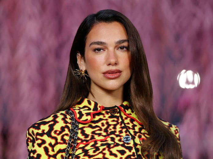 Dua Lipa Samsung’a 15 milyon dolarlık dava açtı