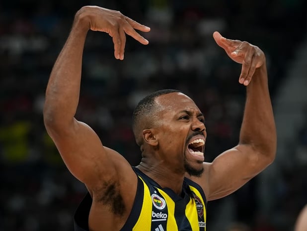 Fenerbahçe, Panathinaikos'u mağlup ederek dördüncü kez EuroLeague finaline yükseldi