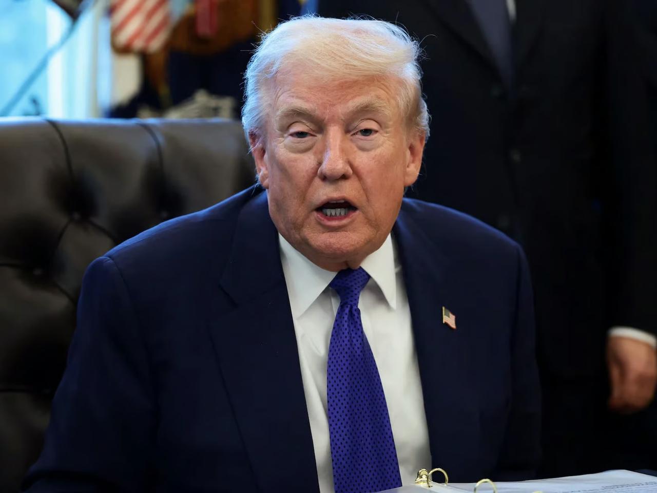 Trump'tan "Kürtlere silah gönderdik" ititrafı