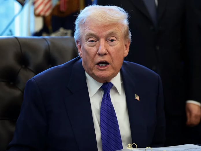 Trump’tan şok itiraf: Kürtlere silah gönderdik