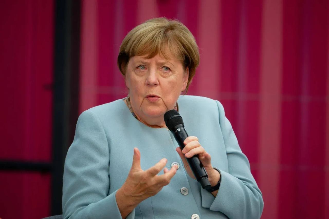 Merkel’den Afd zaferi için açıklama: Kalbim kan ağlıyor