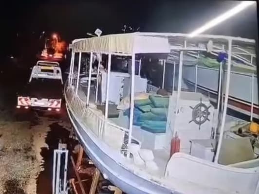 5.8'lik deprem güvenlik kameralarına yansıdı