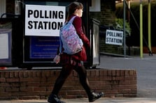 İngiltere'de 1,5 milyon gence oy kullanma hakkı geliyor