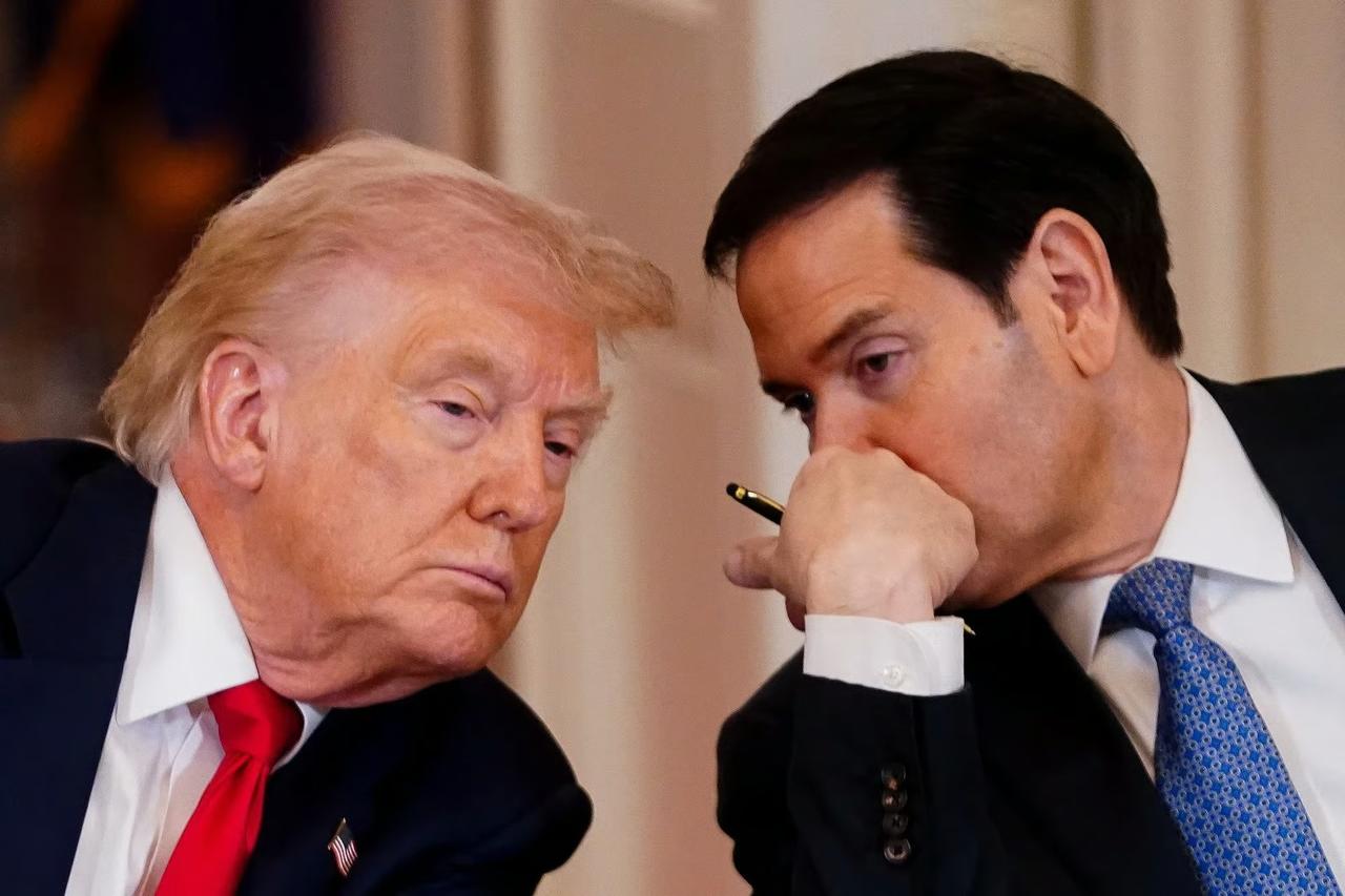 Trump Küba ile müzakere sinyali verirken ABD basınından işgal an meselesi iddiası