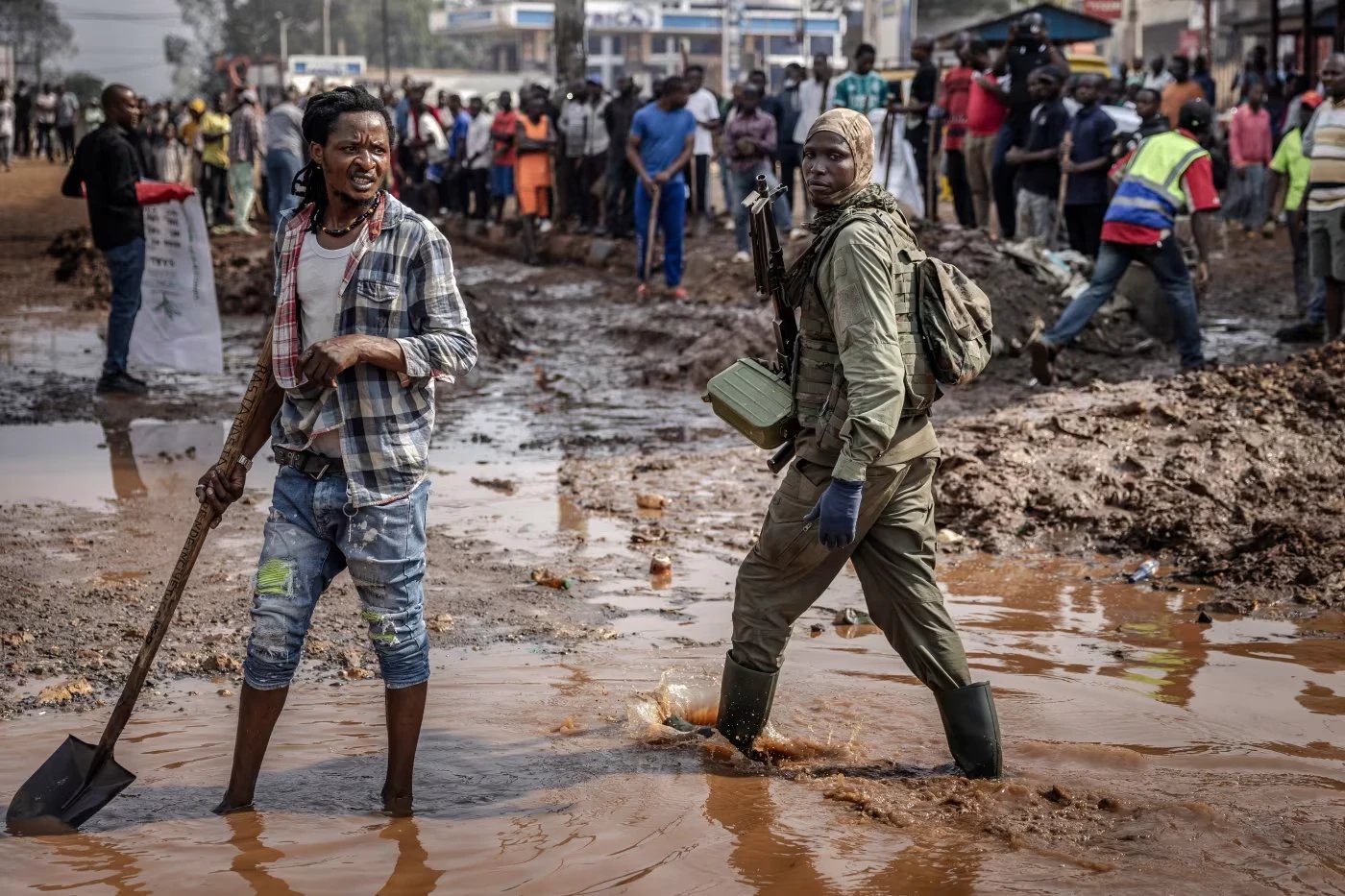 Residents cleaned the streets during a special cleaning exercise conducted by the M23 movement in Bukavu in February. Photo: luis tato/AFP/Getty Images