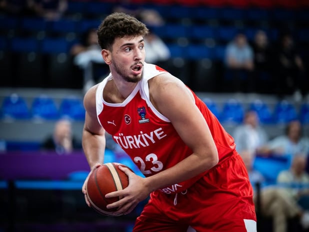 Avrupa Şampiyonası'nda yıldızlar geçidi: NBA'in en büyük isimleri ülkeleri için sahnede