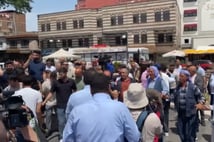 Terör örgütü PKK’nın fesih kararı sonrası vatandaşlar halay çekti