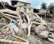 Afganistan'da depremlerde ölenlerin sayısı 2 bin 205'e yükseldi