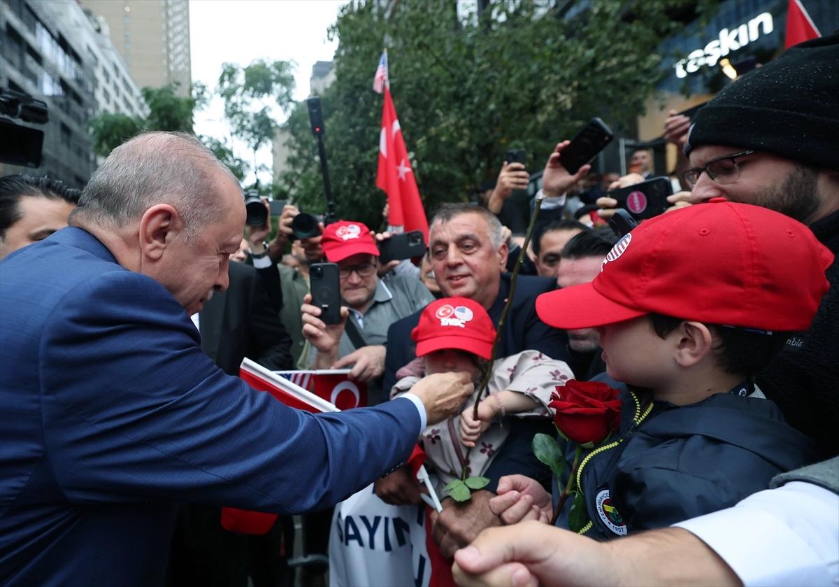 AA-20260920-42527095-42527089-CUMHURBASKANI_ERDOGAN_BM_81_GENEL_KURULUNA_KATILMAK_UZERE_ABDYE_GELDI (1).webp
