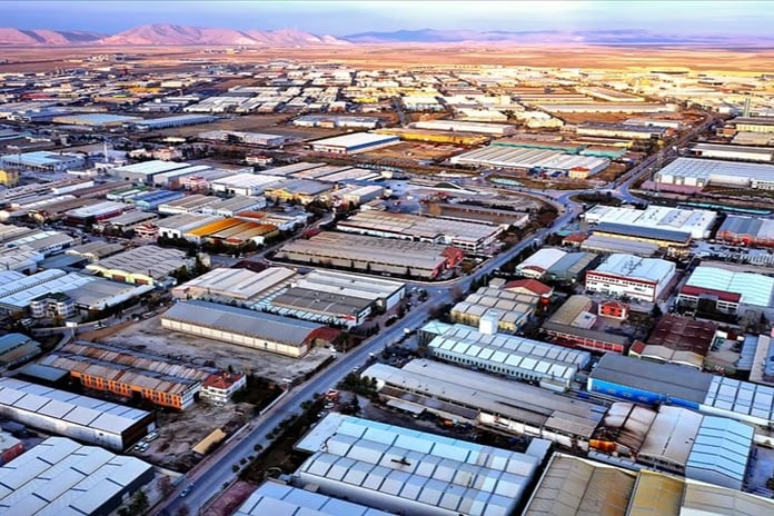 Sanayiye "Yeşil Dönüşüm Belgesi": 6 bin tesis çevresel performansa göre sınıflandırılacak