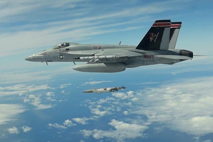 Kratos, Boeing'in JDAM LR mühimmatı için Spartan J85 motoru sağlayacak