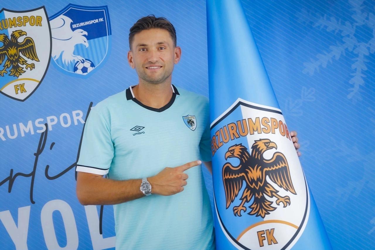 Süper Lig'de yeni transferlerin yaş ortalaması geriledi