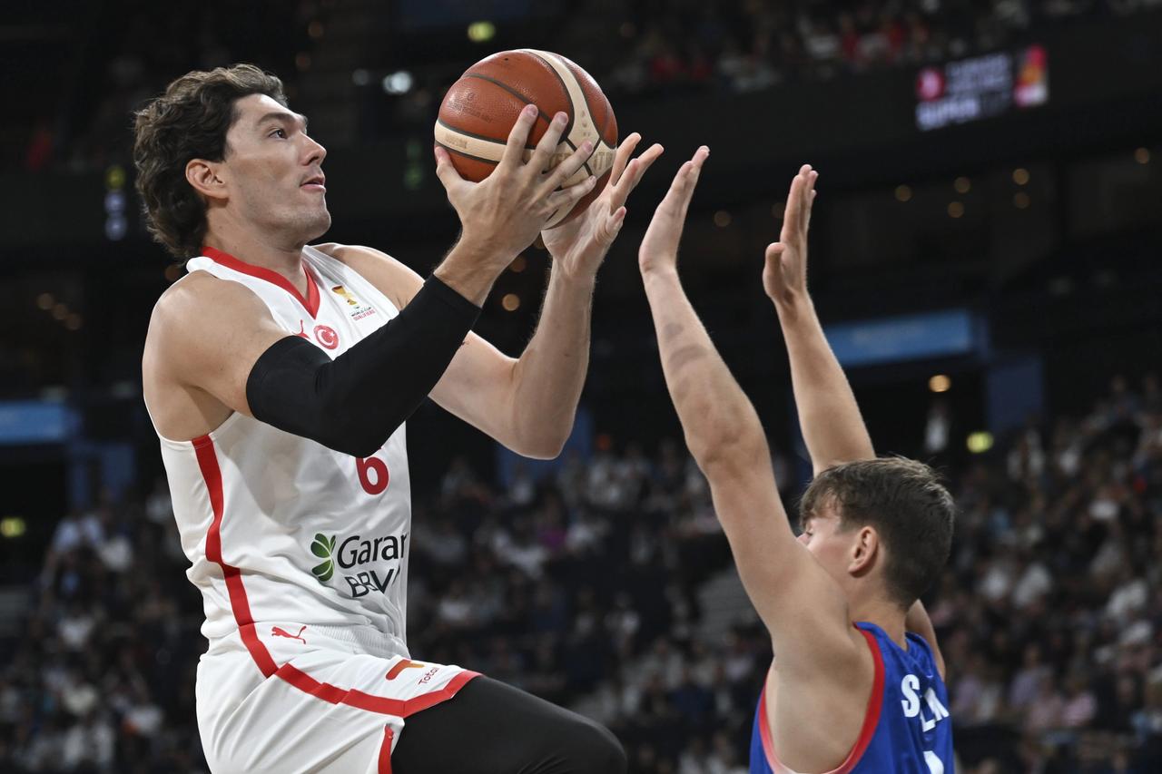 Cedi Osman: "PAOK'ta şampiyonluklar kazanmak istiyoruz"