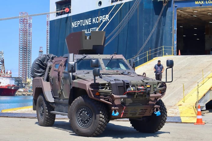 Türkiye'nin en büyük zırhlı kara aracı ihracatında ilk sevkiyat yapıldı