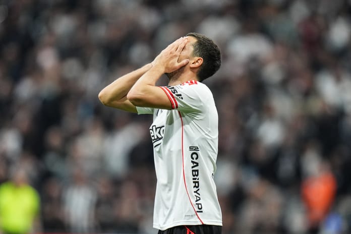 Beşiktaş'ta istikrarsız gidişat devam ediyor